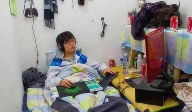 困境儿童背后：孩子不工作不啃老，家长最怕什么？