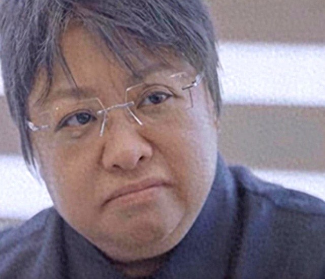 透明公益 韩红不仅唱歌好听，还置身于公益事业，是一位心中有爱的女歌手