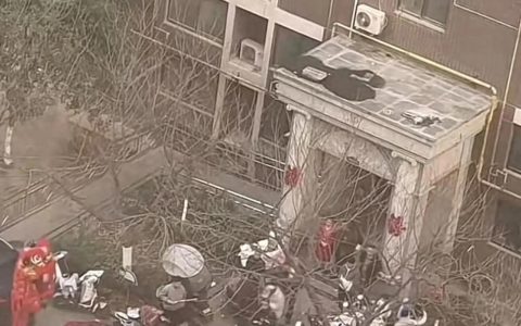 2026年邻里矛盾引热议！和谐社区，咋就这么难？