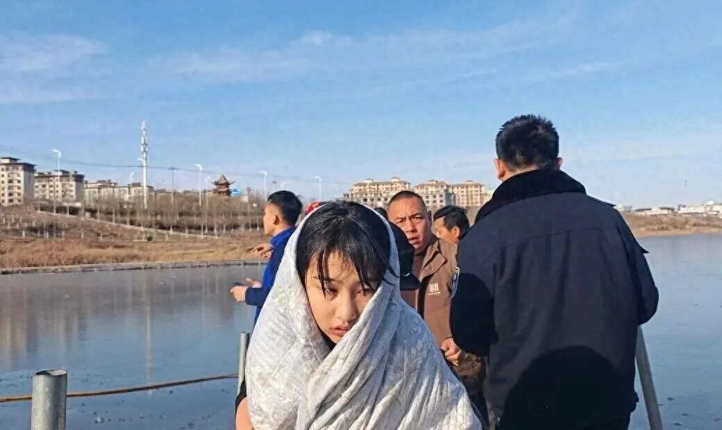 冰窟救人13岁女孩李佳婷，拟确认见义勇为！