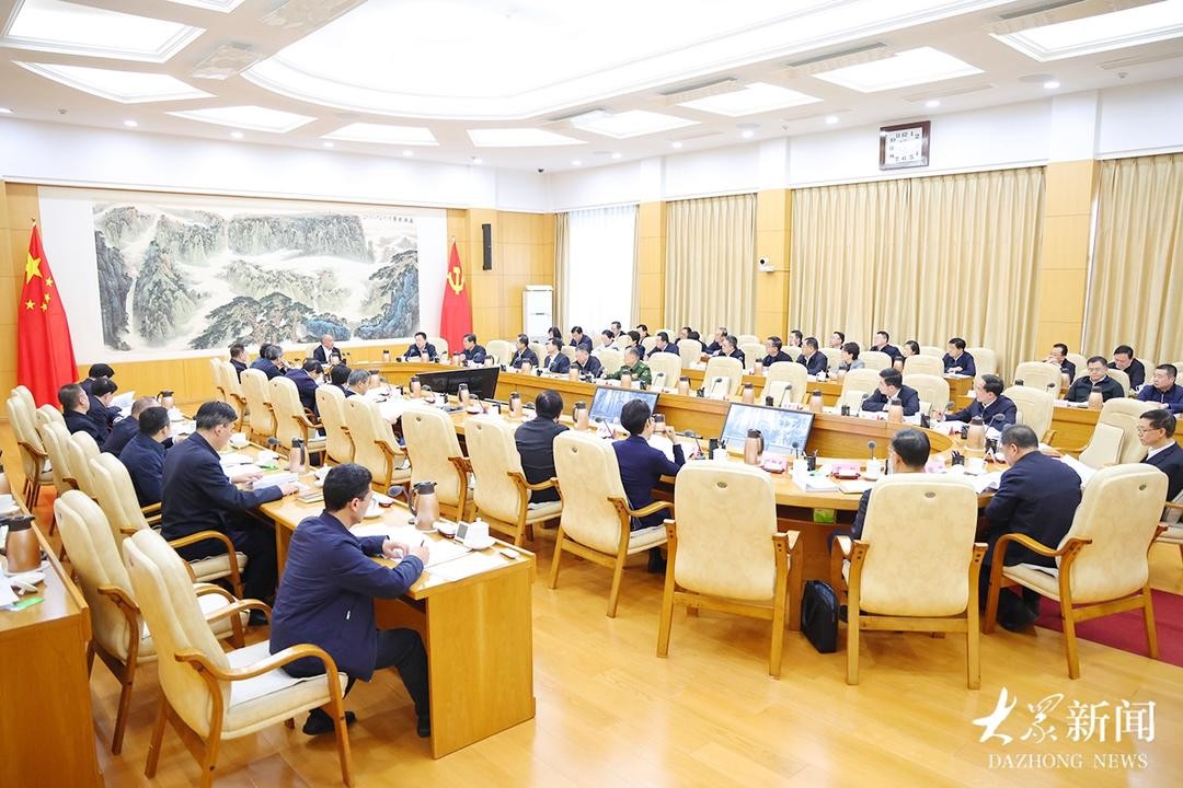 省委常委会召开会议 传达学习习近平总书记重要讲话精神 研究巡视巡察工作等事项