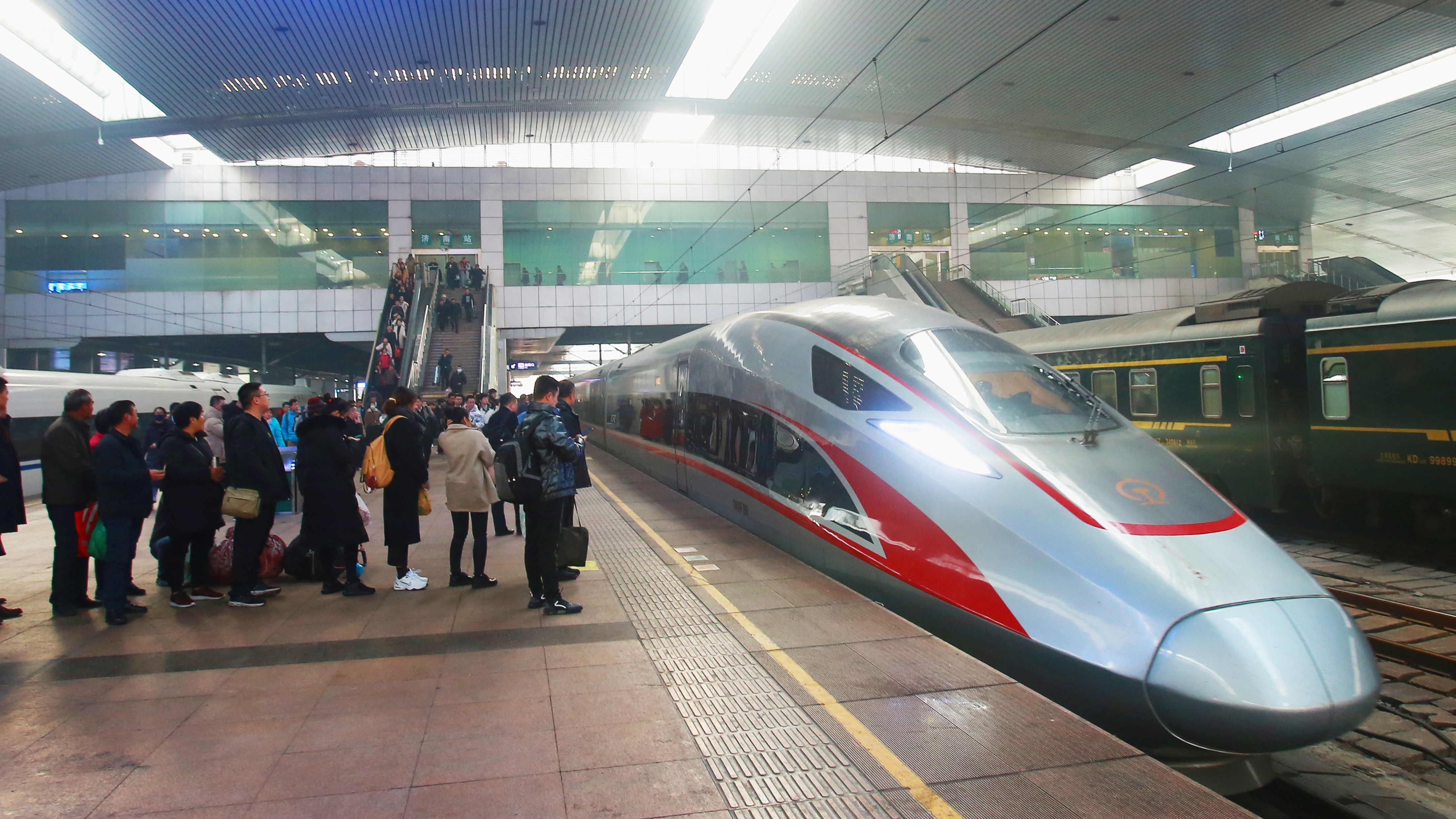 图定旅客列车达586.5对 国铁济南局自1月26日起实行新的列车运行图