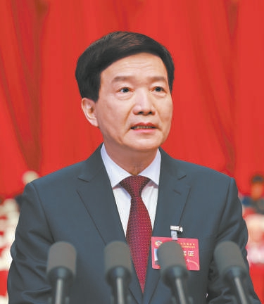 北京市政协十四届四次会议隆重开幕 魏小东作常委会工作报告　尹力刘淇郭金龙殷勇李秀领韩建华游钧到会祝贺 李伟在主席台就座