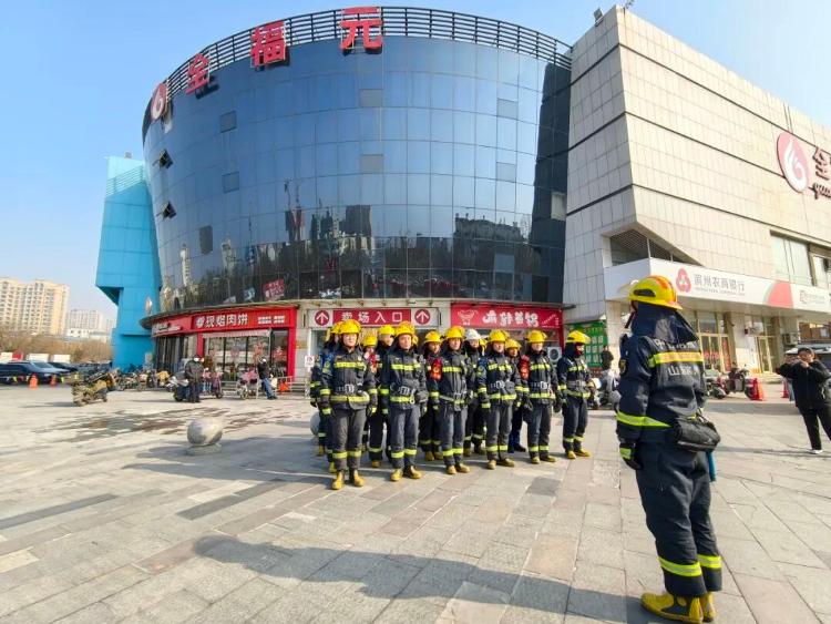 以练促战守平安  彭李街道联合滨城区消防救援大队开展消防实战演练