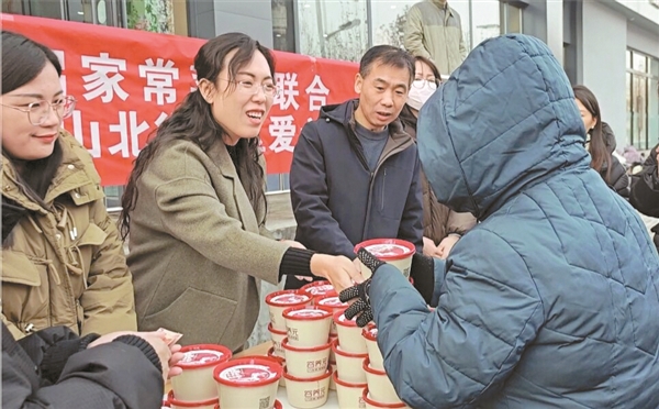 介休市西关街道绵山北街社区：党建搭台聚合力 “合伙共建”暖民心