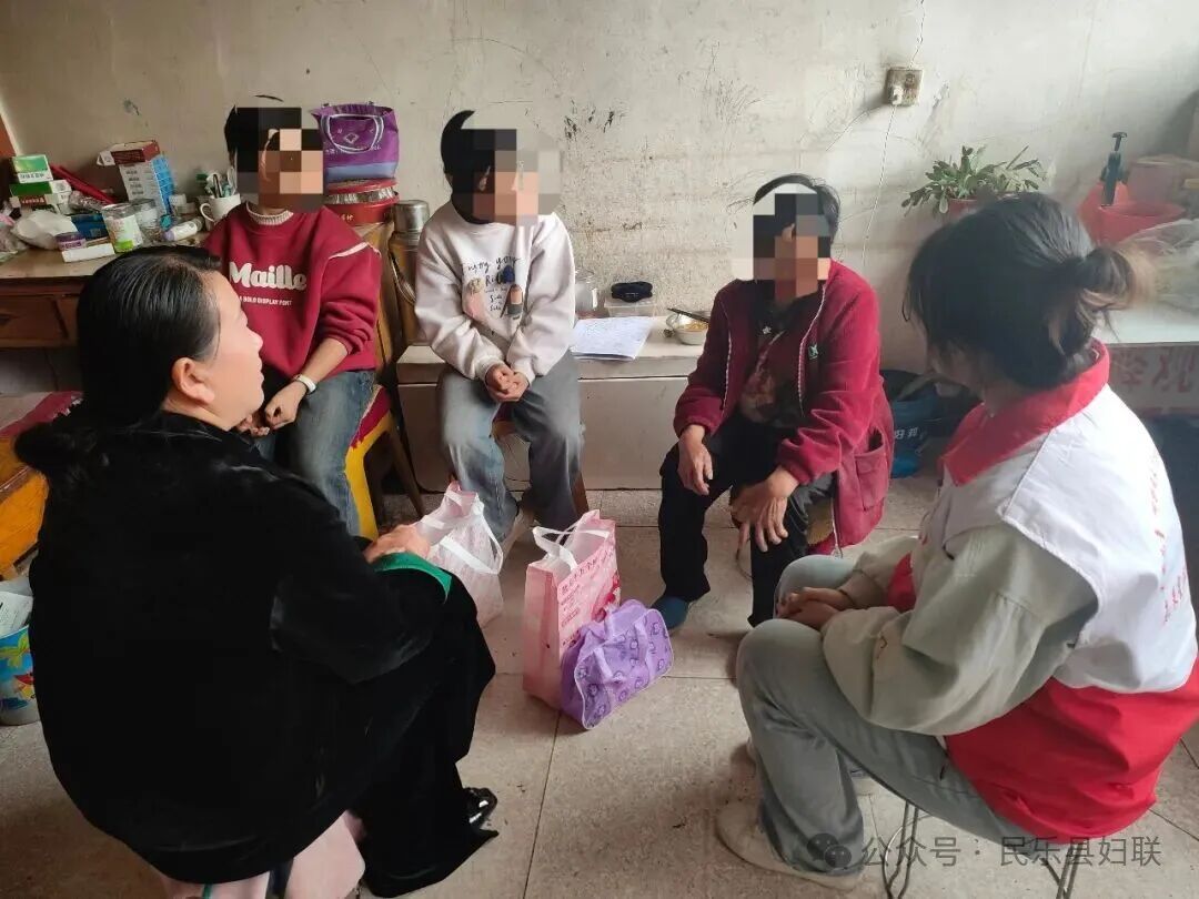 知心姐姐心理疏导_困境儿童_困境儿童关爱走访