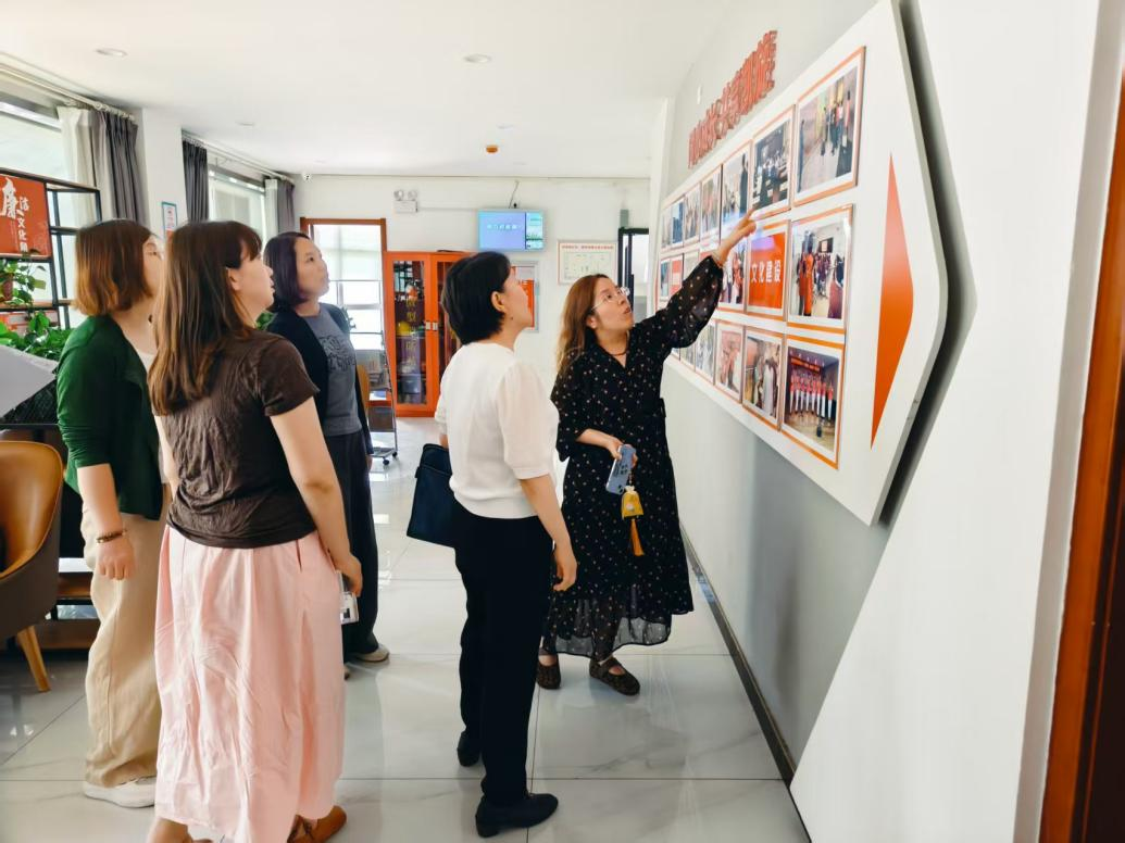 党建共建聚合力 校社联动促发展