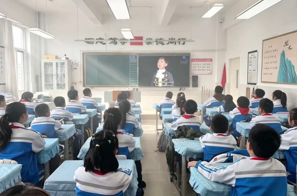 谷文熙:小小少年演绎《我的1919》,用声音重现峥嵘岁月
