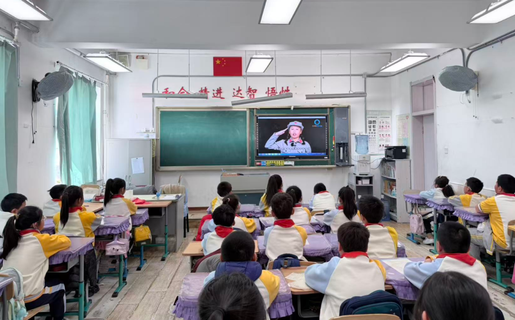 孙若溪:阳光少女深情告白祖国,《永不消逝的声音》传承信仰