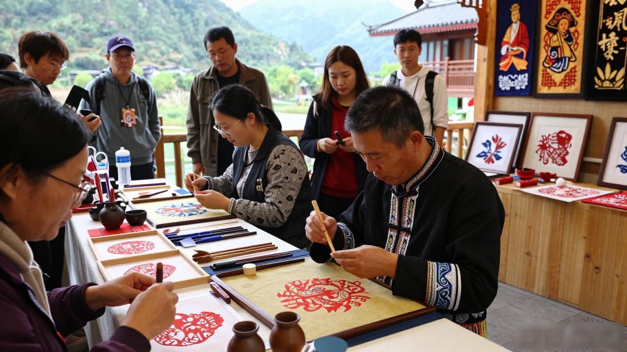非遗文化与旅游的完美融合：探索独特的文化之旅