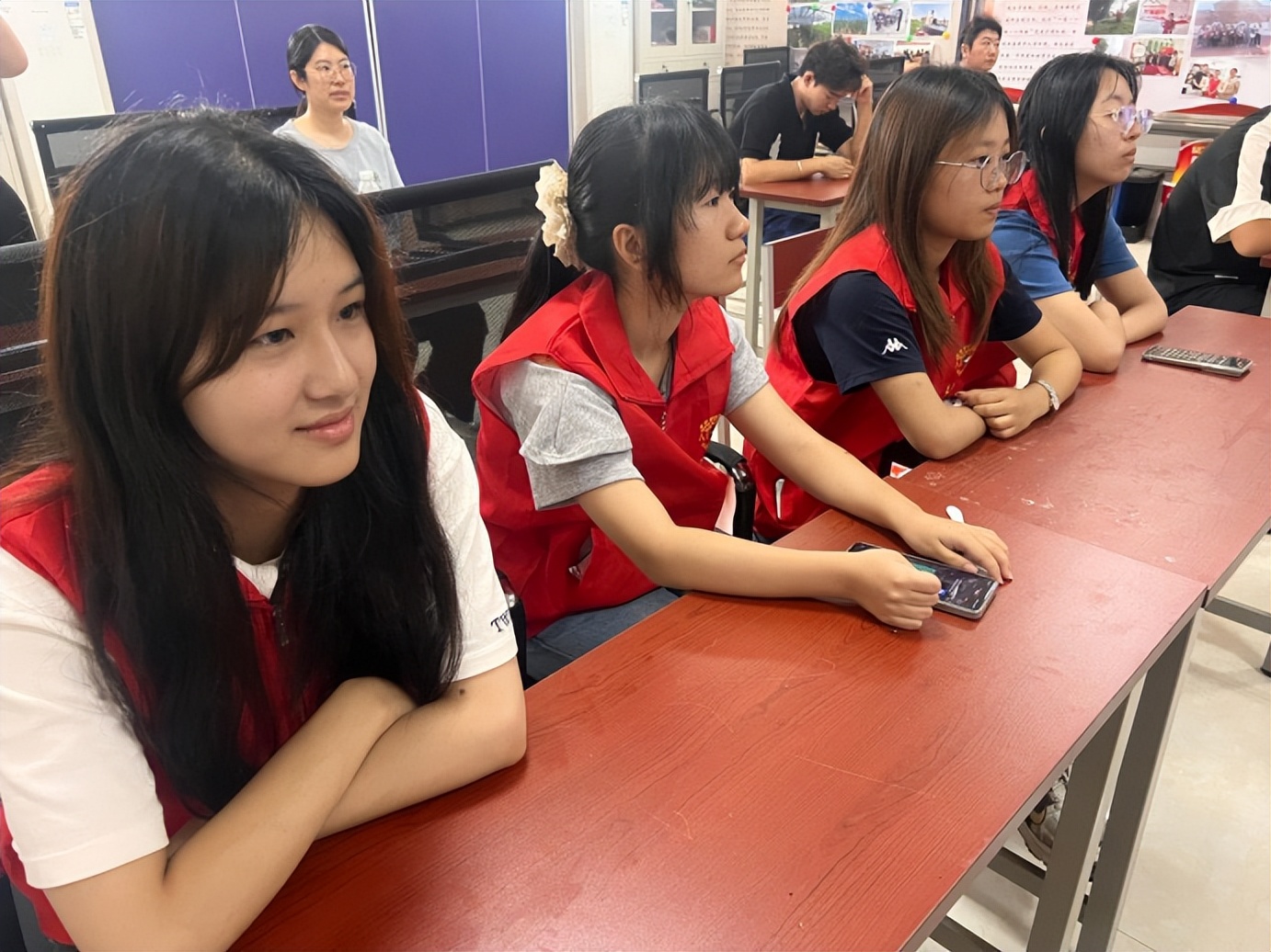 AI新型反诈知识_AI公益应用场景_AI科技伴成长